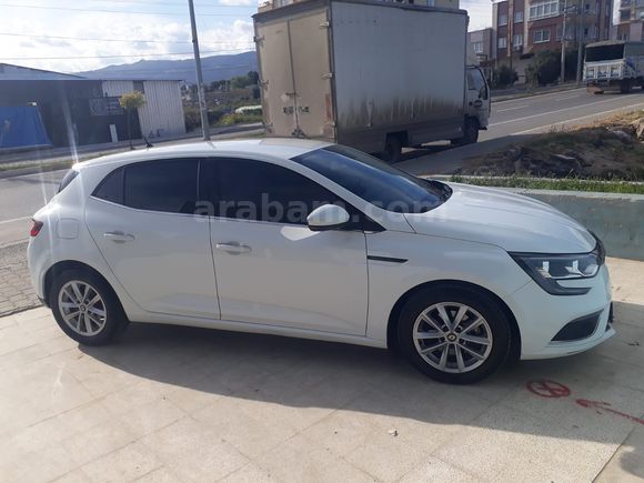 Sahibinden Renault Megane 1.5 dCi Touch 2018 Model 