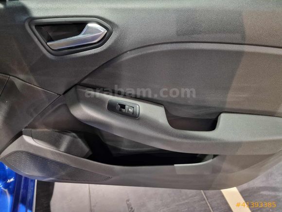 %0.99 Faiz Fırsatı ile Renault Clio 1.0 TCE Evolution X-Tronic