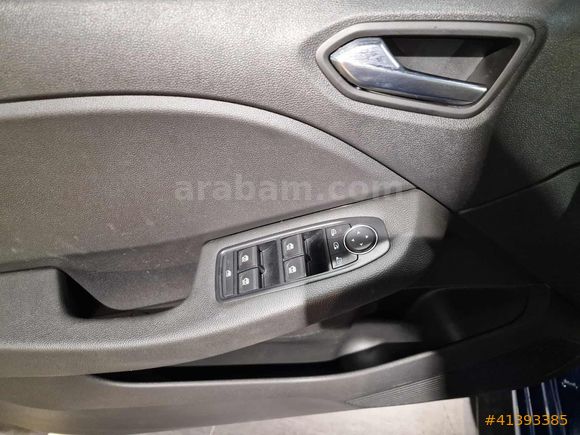 %0.99 Faiz Fırsatı ile Renault Clio 1.0 TCE Evolution X-Tronic
