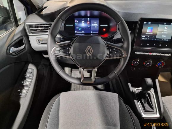 %0.99 Faiz Fırsatı ile Renault Clio 1.0 TCE Evolution X-Tronic