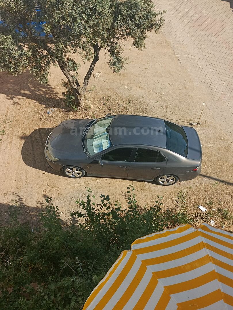 Sahibinden Saab 9-3 1.9 TiD Vector 2009 Model İstanbul 250.000 km Füme 3
