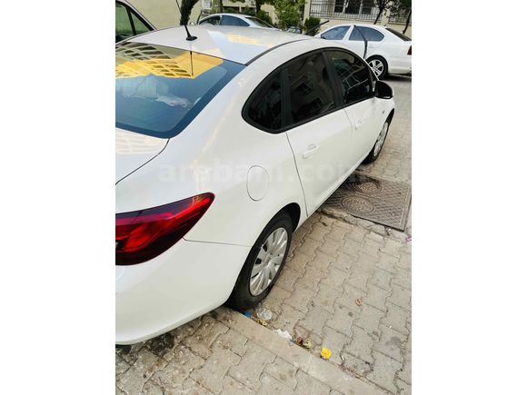 TESLA EKRANLI HATASIZ OPEL ASTRA (Öğretmenden)