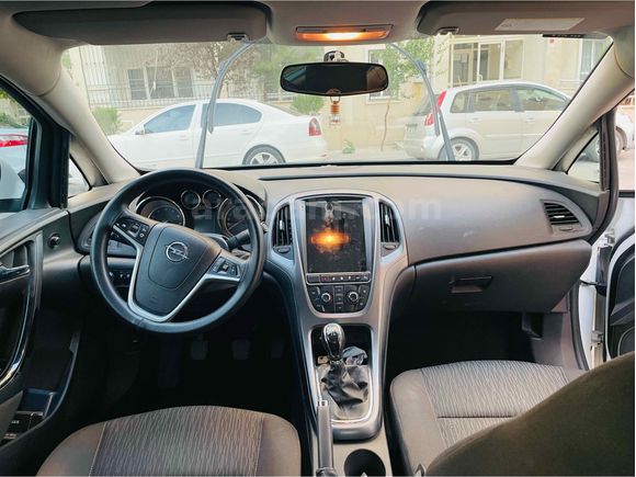 TESLA EKRANLI HATASIZ OPEL ASTRA (Öğretmenden)