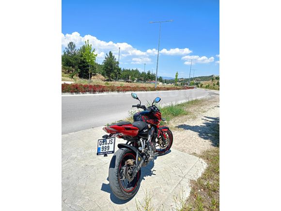 SIFIR VİZE SIFIR MOTOR Bajaj Pulsar 200 NS