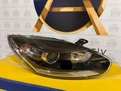MEGANE 3 SAĞ FAR MERCEK GRANDTOUR ORIJINAL 260103761R 260106128R
