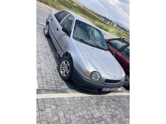 Sahibinden Toyota Corolla 1.3 Base 1999 Model