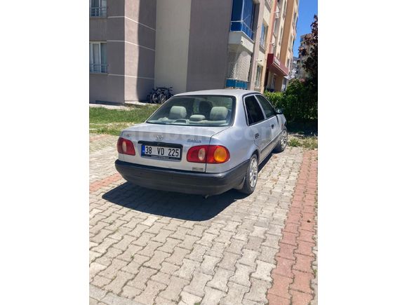 Sahibinden Toyota Corolla 1.3 Base 1999 Model
