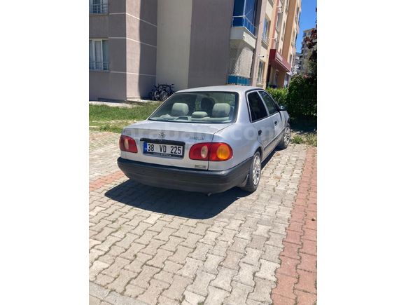 Sahibinden Toyota Corolla 1.3 Base 1999 Model