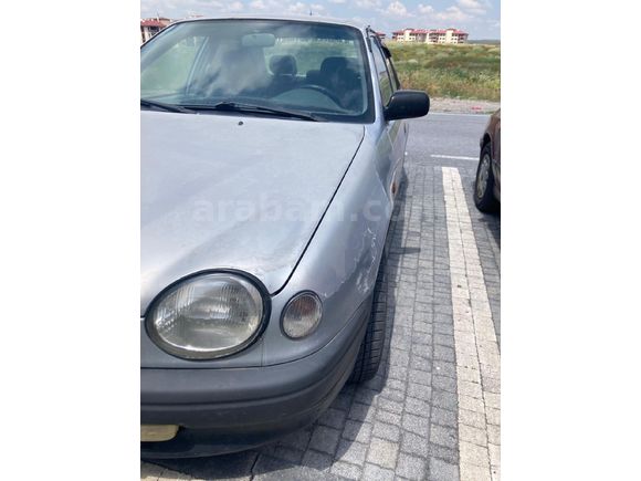 Sahibinden Toyota Corolla 1.3 Base 1999 Model