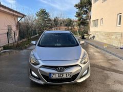 Sahibinden Hyundai i30 1.6 GDi Style 2012 Model  155.500 km Gri (Gümüş)
