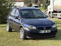 Sahibinden Opel Corsa 1.2 Swing 2000 Model  150.000 km Lacivert