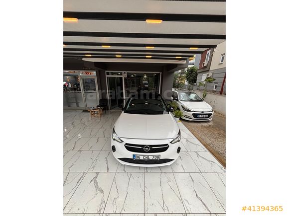 Petra Otomotiv'den 2021 model Opel Corsa Otomatik