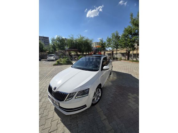 Sahibinden Skoda Octavia 1.6 TDI Style 2017 Model