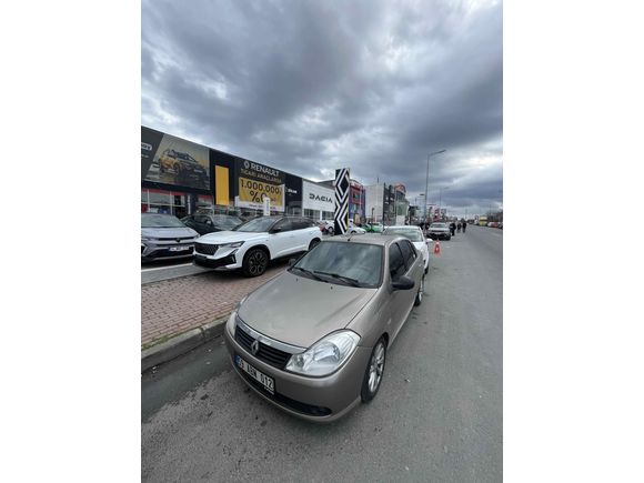 Sahibinden Renault Symbol 1.5 dCi Authentique 2012 Model 