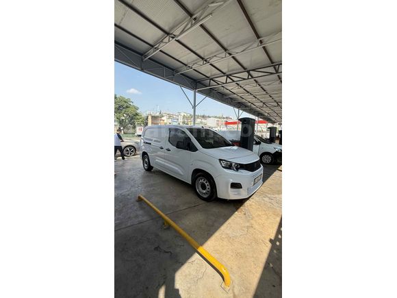 Sahibinden Peugeot Partner 1.5 BlueHDI Comfort 2024 Model 