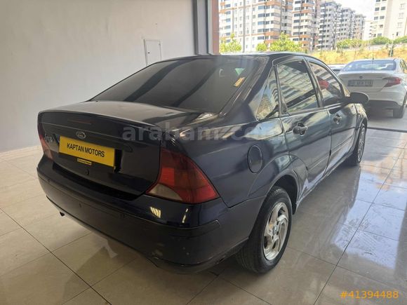 Kaptan motors'tan ford focus 2003 model klimalı