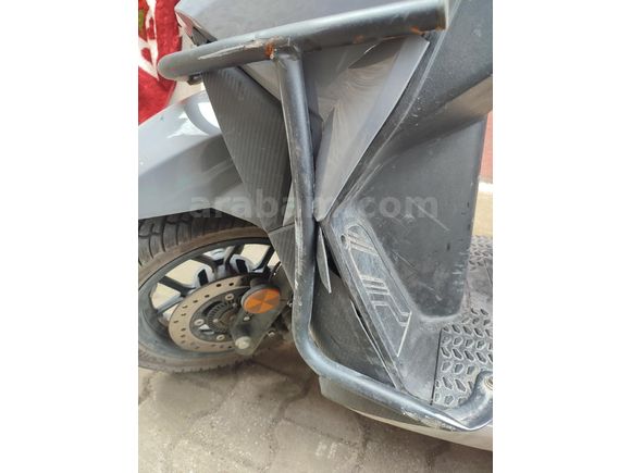 SEPET HARİÇ Su soğutmalı 125cc Çift ABS 4bin KM