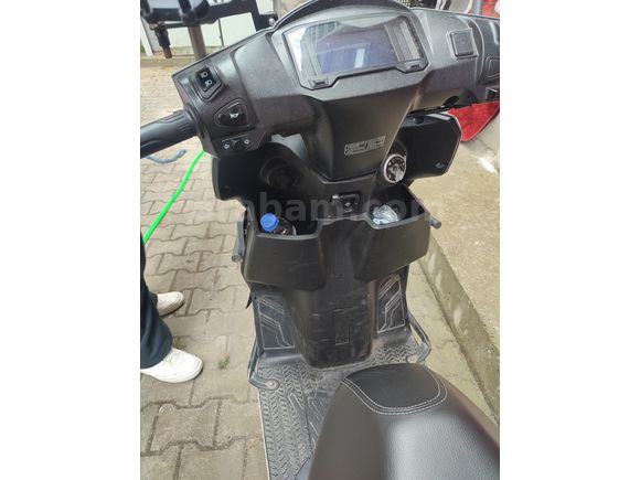 SEPET HARİÇ Su soğutmalı 125cc Çift ABS 4bin KM