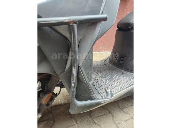 SEPET HARİÇ Su soğutmalı 125cc Çift ABS 4bin KM