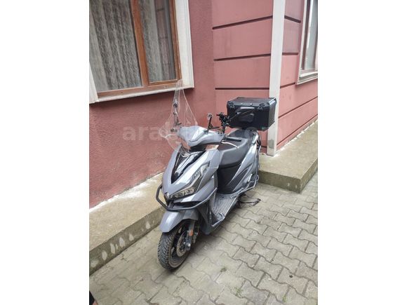 SEPET HARİÇ Su soğutmalı 125cc Çift ABS 4bin KM