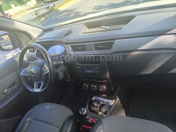 Sahibinden Renault Express Combi 1.5 BlueDCI Touch 2022 Model