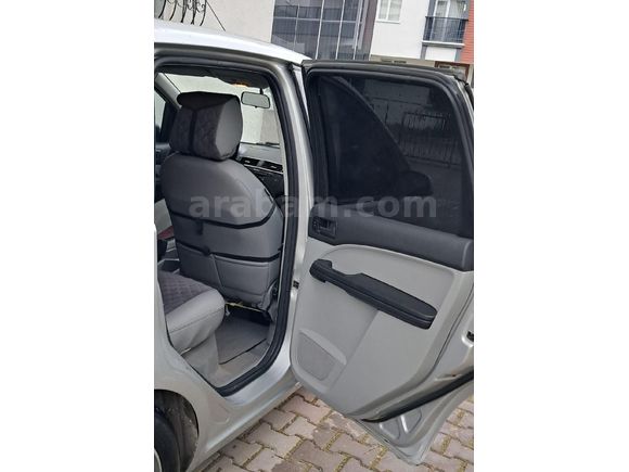 ACİLLLLL Sahibinden Ford C-Max 1.6 Trend 2006 Model