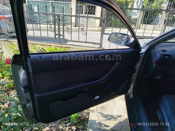Sahibinden Audi A3 Sportback 1.6 Attraction 2002 Model