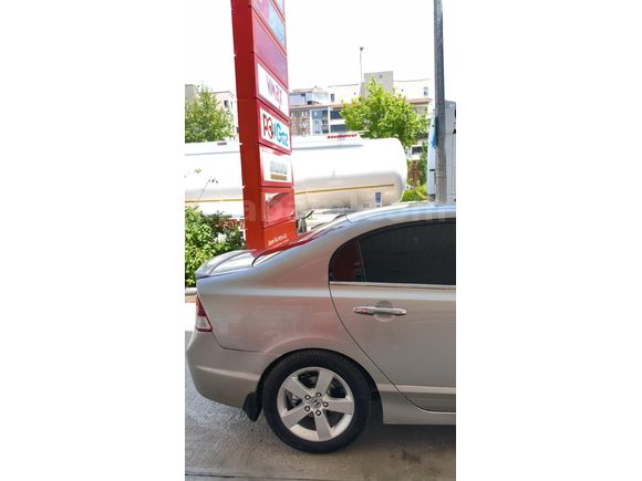sahibinden Honda Civic 1.6i VTEC Elegance vslı 2007 Model