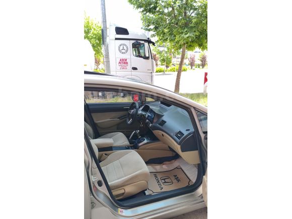 sahibinden Honda Civic 1.6i VTEC Elegance vslı 2007 Model