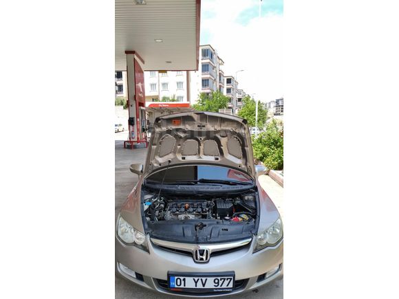 sahibinden Honda Civic 1.6i VTEC Elegance vslı 2007 Model