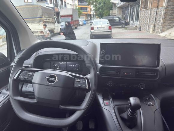 Sahibinden Opel Combo 1.5 CDTI Essential 2025 Model 