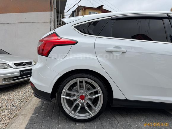 KARAKAYA AUTO FORD FOCUS 2012 MODEL 1.6 Ti-VCT