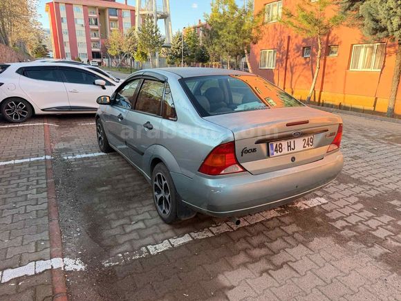 Sahibinden Ford Focus 1.6 Ambiente 2001 Model 