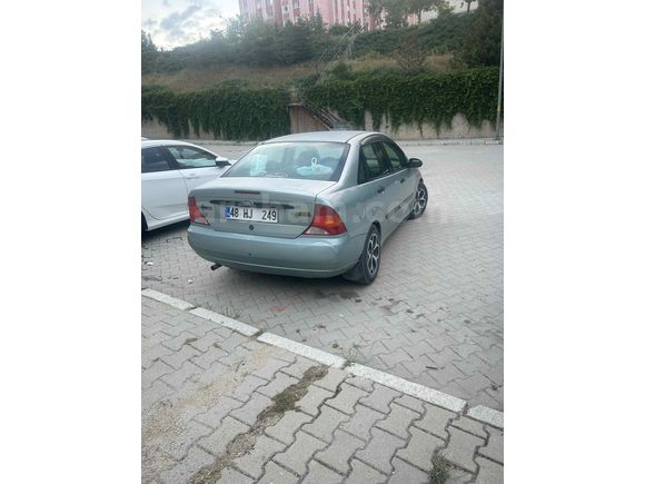Sahibinden Ford Focus 1.6 Ambiente 2001 Model 