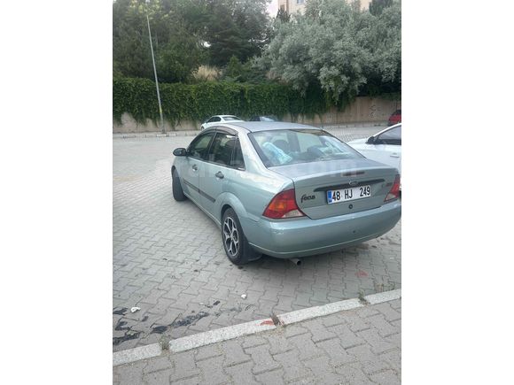 Sahibinden Ford Focus 1.6 Ambiente 2001 Model 