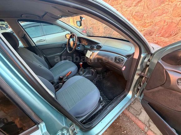 Sahibinden Ford Focus 1.6 Ambiente 2001 Model 