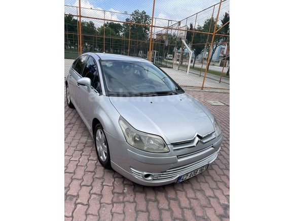     2006 Citroën C4 | Bakımlı ve Ekonomik Aile Aracı
