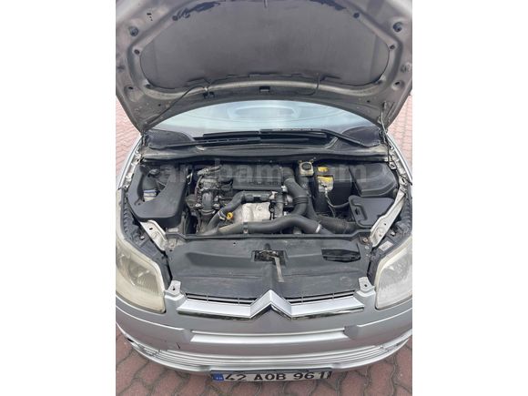     2006 Citroën C4 | Bakımlı ve Ekonomik Aile Aracı