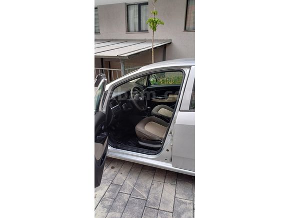 Sahibinden Fiat Linea 1.4 Fire Active 2009 Model