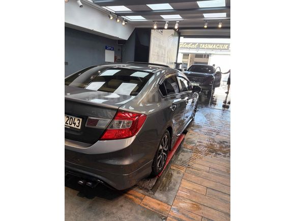 Sahibinden Honda Civic 1.6i VTEC Eco Elegance 2015 Model 