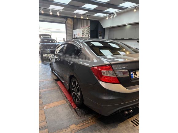 Sahibinden Honda Civic 1.6i VTEC Eco Elegance 2015 Model 