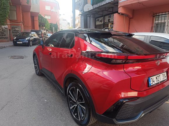 Sahibinden Toyota C-HR 1.8 Hybrid Passion X-Sport 2025 Model