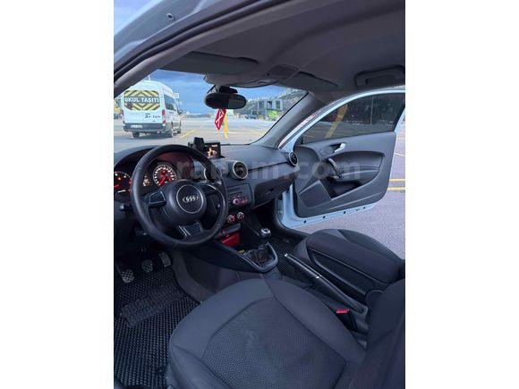 Galeriden Audi A1 1.6 TDI Ambition 2011 Model Samsun
