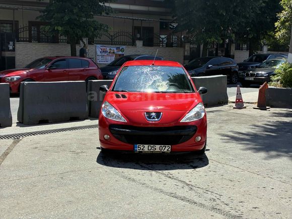 Sahibinden Peugeot 206+ 1.4 HDi Comfort 2011 Model 