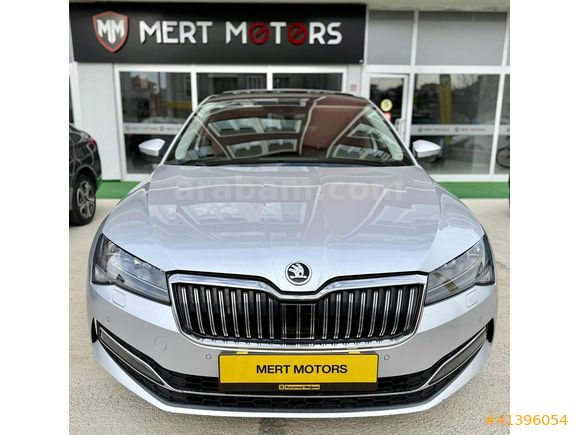 SKODA SUPERB PRESTIGE 1.5 TSI DSG CAM TAVAN BOYASIZ