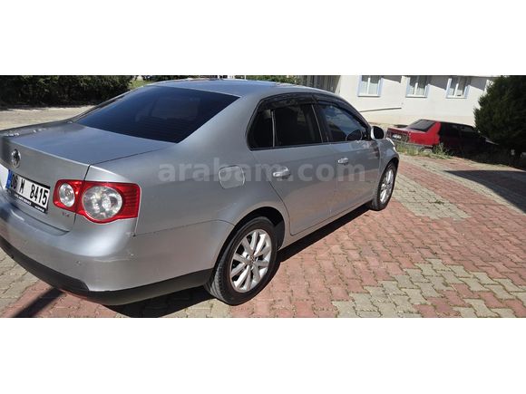 1.6 TDi Exclusive 2011 Model
