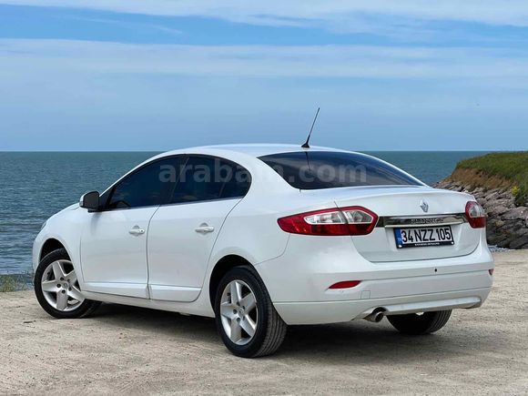 Galeriden Renault Fluence 1.5 dCi Touch 2015 Model Giresun