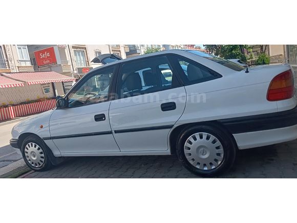 Sahibinden Opel Astra 1.6 Classic 2000 Model
