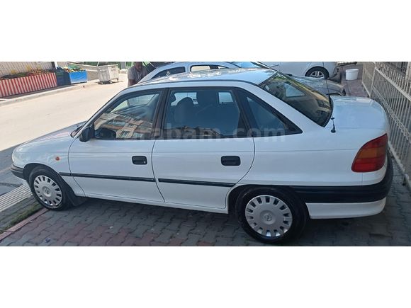 Sahibinden Opel Astra 1.6 Classic 2000 Model