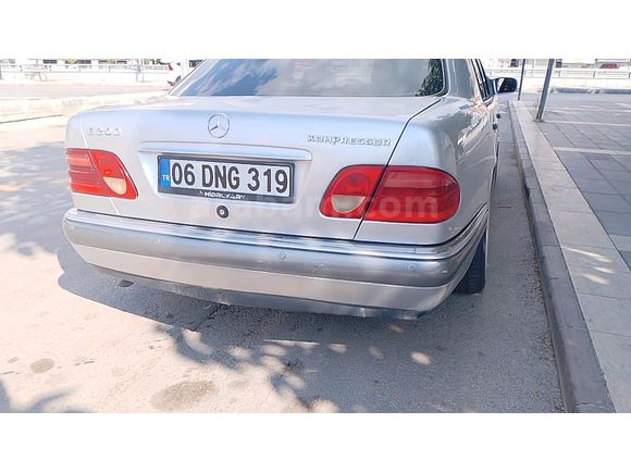 Sahibinden Mercedes - Benz E 200 Elegance 1996 Model